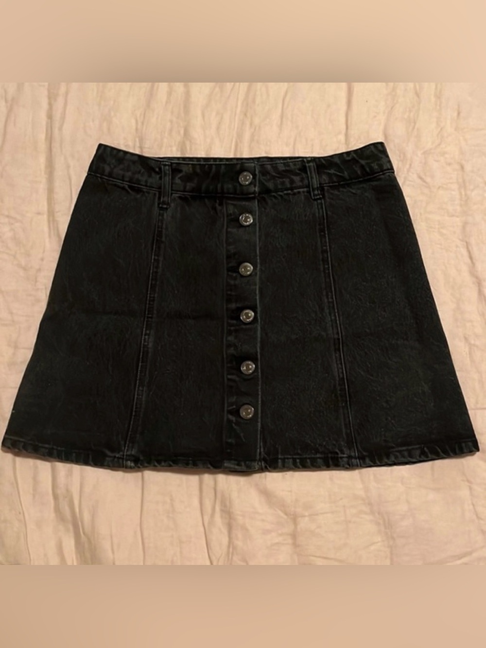 2 for $10- Forever 21 Black Button-Front Rigid Denim A-Line Mini Skirt